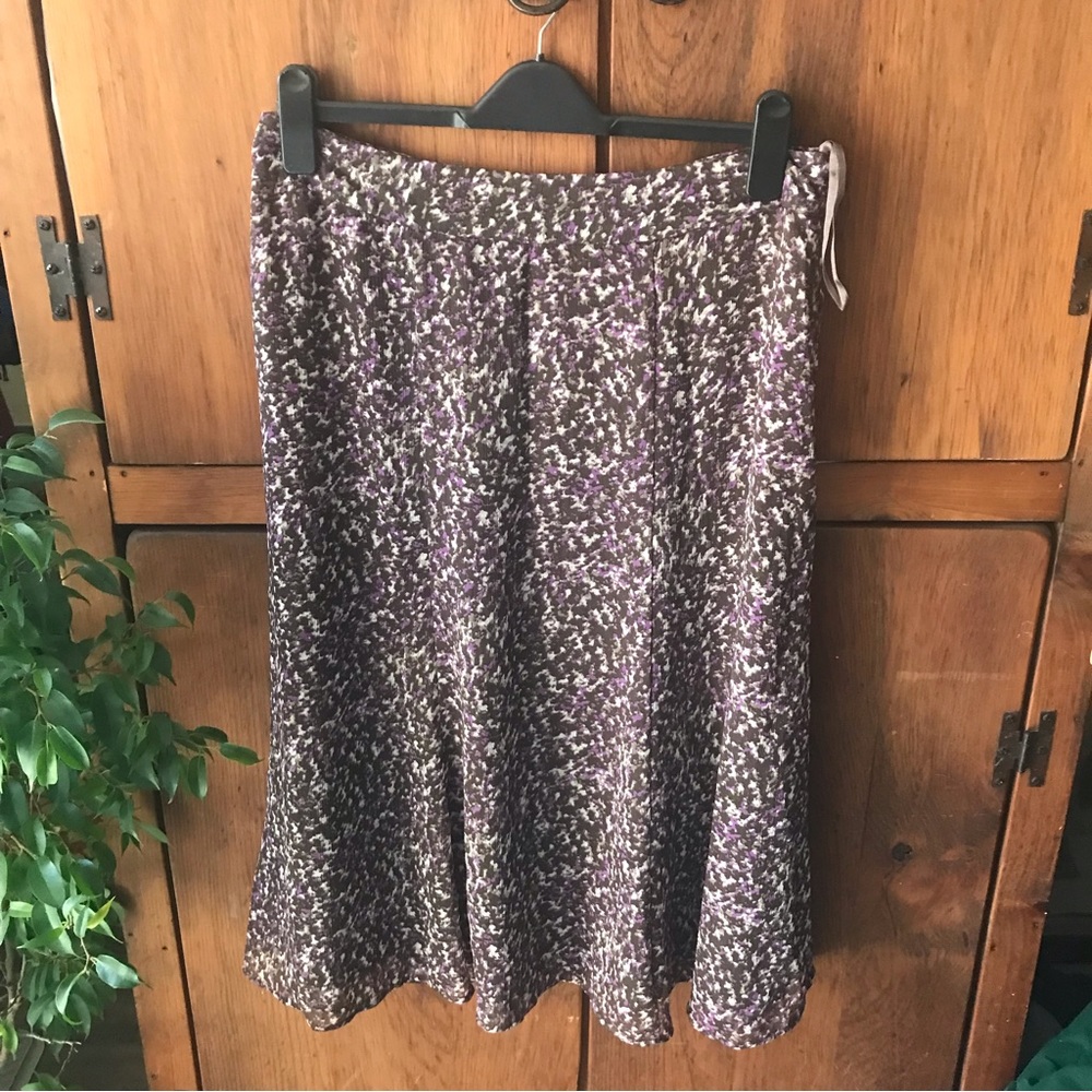 Jones & Co Lovely Summer Skirt - Size 10P - Excellent Condition